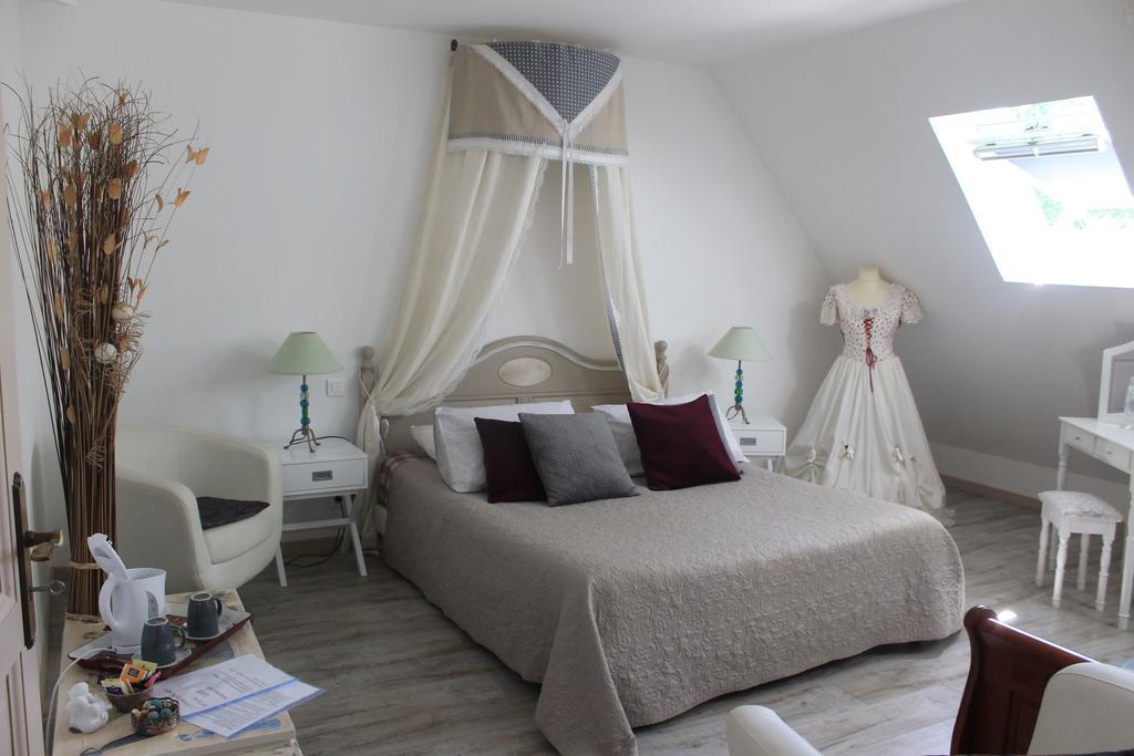 Chambres D'Hotes Le Bois Trinquille Saint-Viance Bagian luar foto